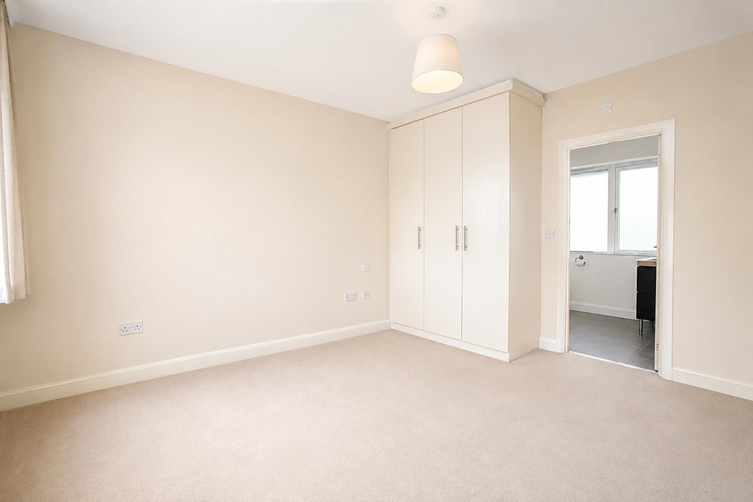 Lowery Crescent, Oxley Park, Milton Keynes